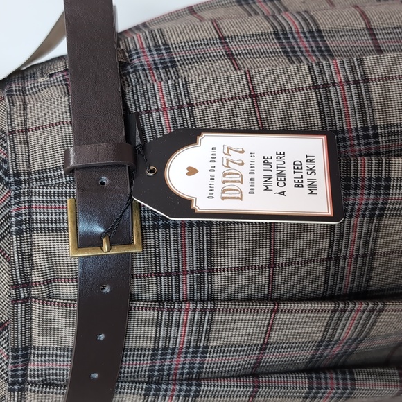 DENIM DISTRICT | DD77 Women's Checkered Brwn/Blk Plaid Pleated Belted Mini Skirt - Picture 3 of 6